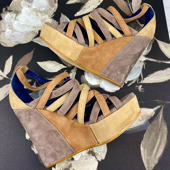 NWOB Valentina Rangoni Frenze Gloria Suede Platform Wedge Sandals Size 7. - Picture 5 of 10